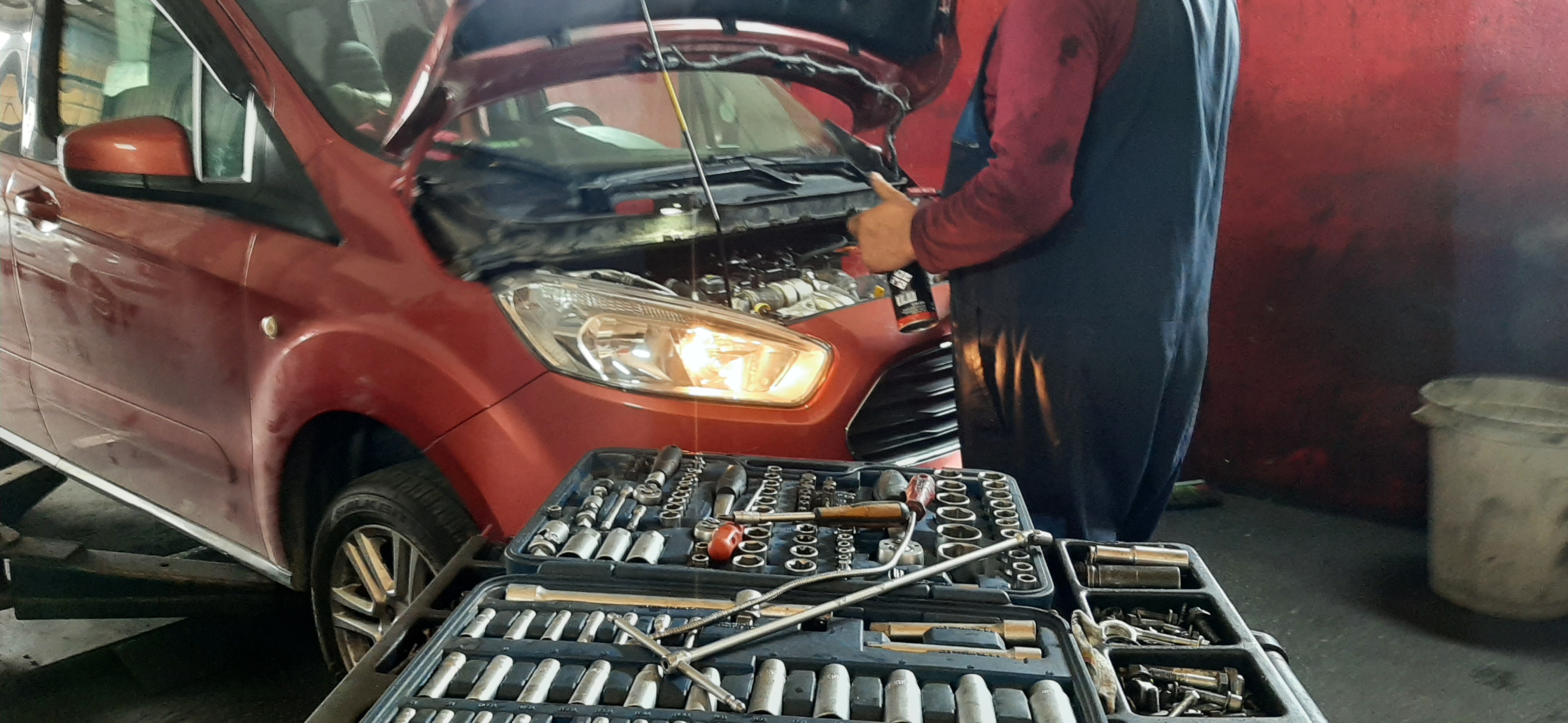 Motor Montaj – Deneyimli Ustalar